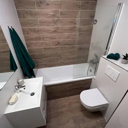 Appartement Center With Balcony